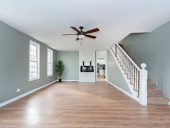 5th image of 305 Weiner Ave
