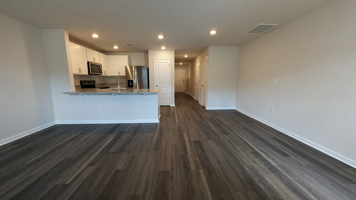 Building Photo - 318 Honeystone St