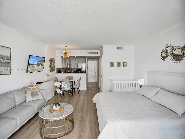 2501 S Ocean Dr #505 — Photo 7