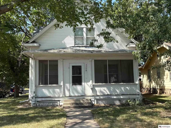 3204 Holdrege St, Lincoln, NE 68503