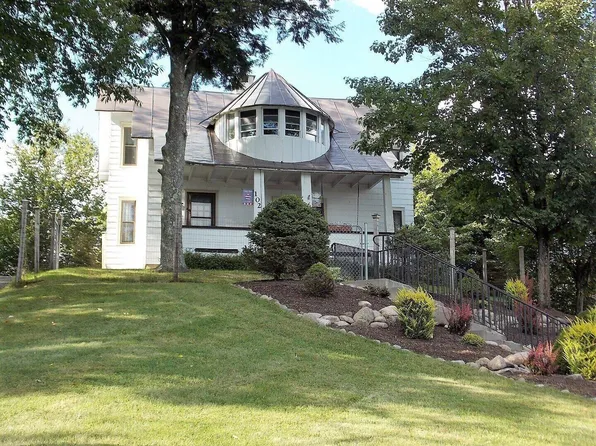 102 Outlook Ter, Old Forge, NY 13420