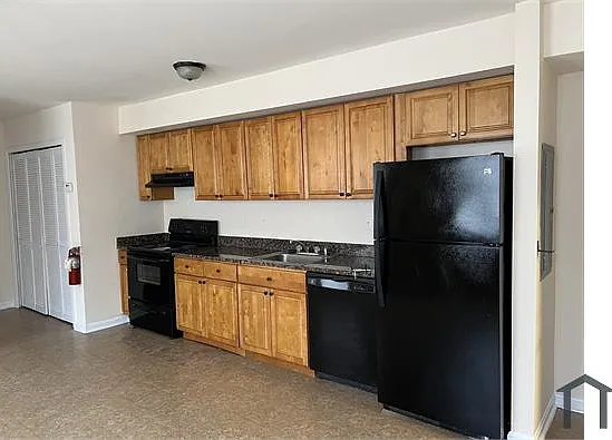 2220 Bryan Pl SE #101