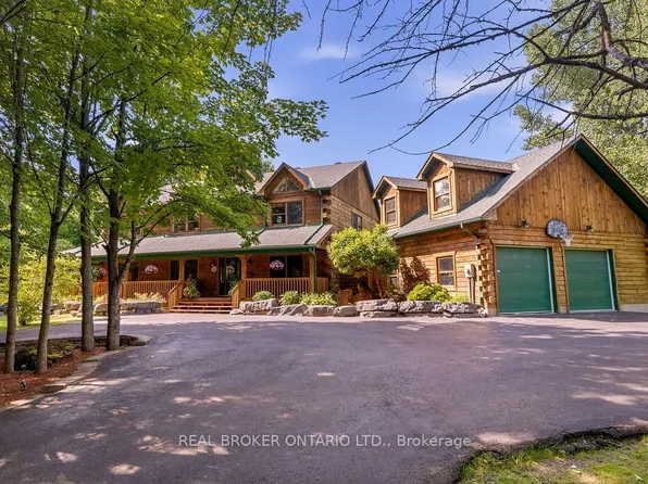 1261 Du Gouverneur Dr, Ottawa, ON K4C 1E2