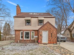 5137 Harding St, Dearborn Heights, MI 48125