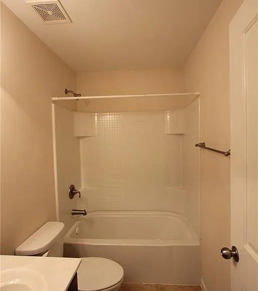 2132 Greencrest Cir — Photo 34