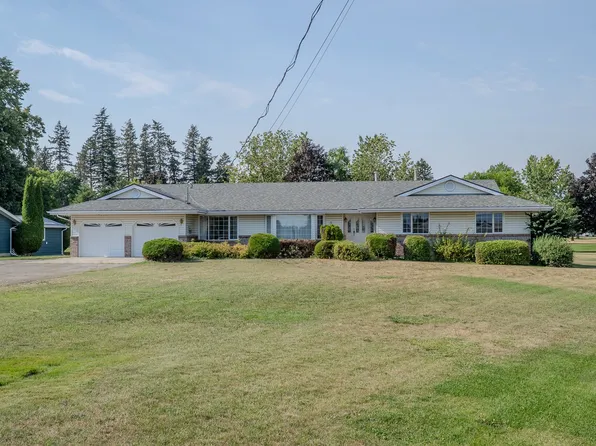 310 Arbutus St, Chase, BC V0E 1M0