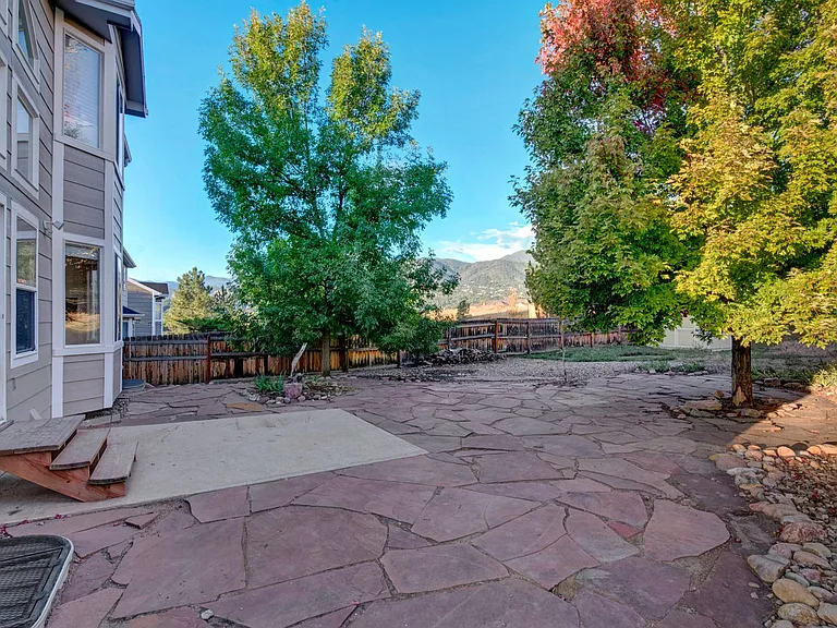 450 Millstream Ter — Photo 21