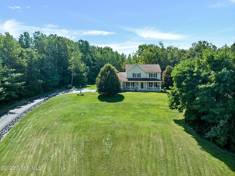4th image of 42 Old Hickory Road