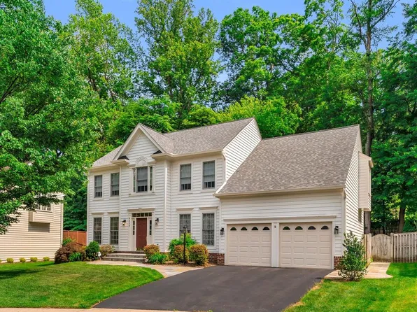 9515 Holly Prospect Ct, Burke, VA 22015