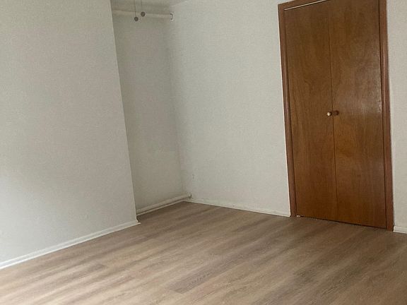 5th image of 527 Garden St APT 3