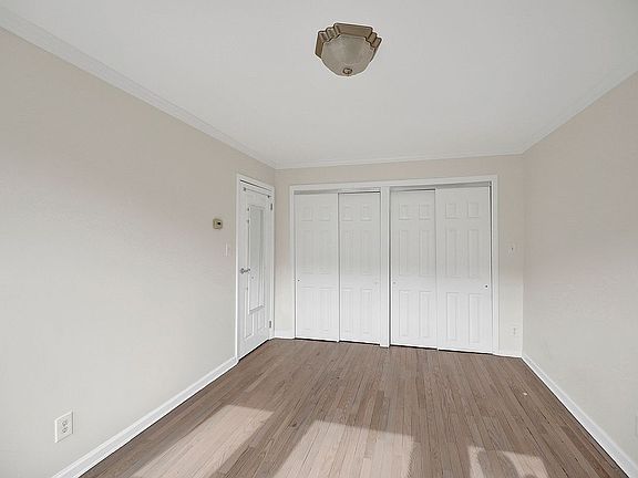 5th image of 1871 Haring St