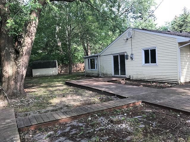 1st image of 3105 Briarwood Dr