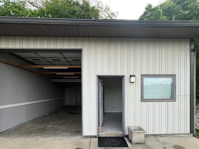 242 Harrison Brookville Rd #D — Photo 11
