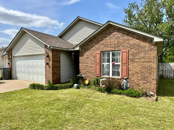 1424 Crepe Myrtle Dr, Jonesboro, AR 72405