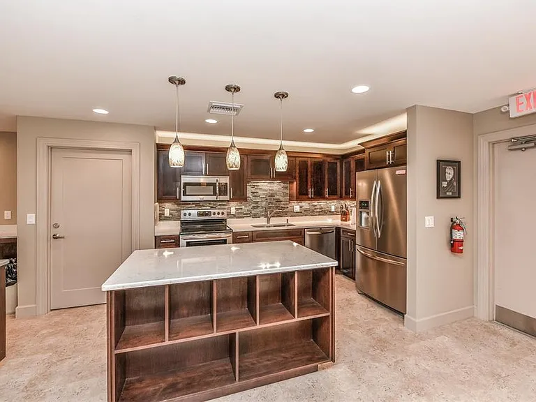 8770 Midnight Pass Rd #402B — Photo 35