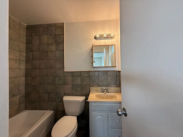 6573 Elder St — Photo 15
