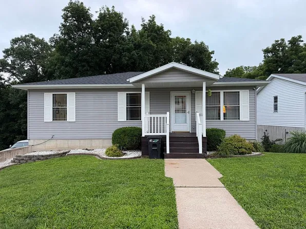 107 Paulina Dr, Hannibal, MO 63401