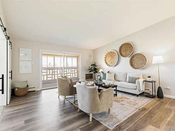 4th image of 690 S Alton Way #10D