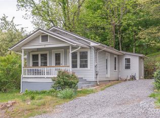 31 Abby Ln, Waynesville, NC 28785