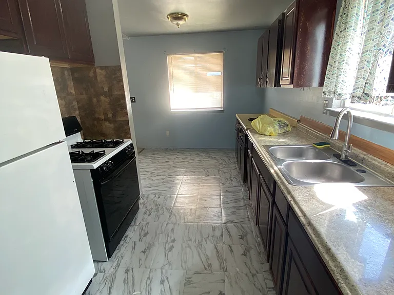 11051 Studebaker Ave — Photo 15