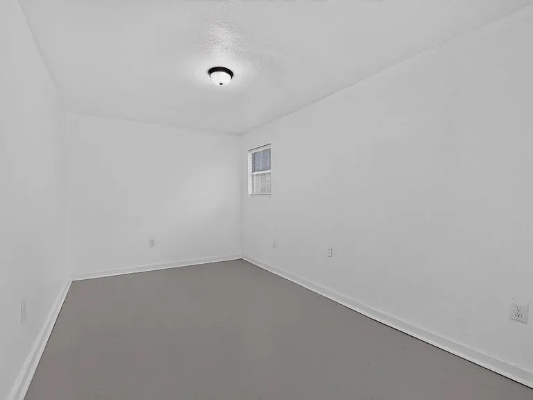 2538 Stovall Dr — Photo 28
