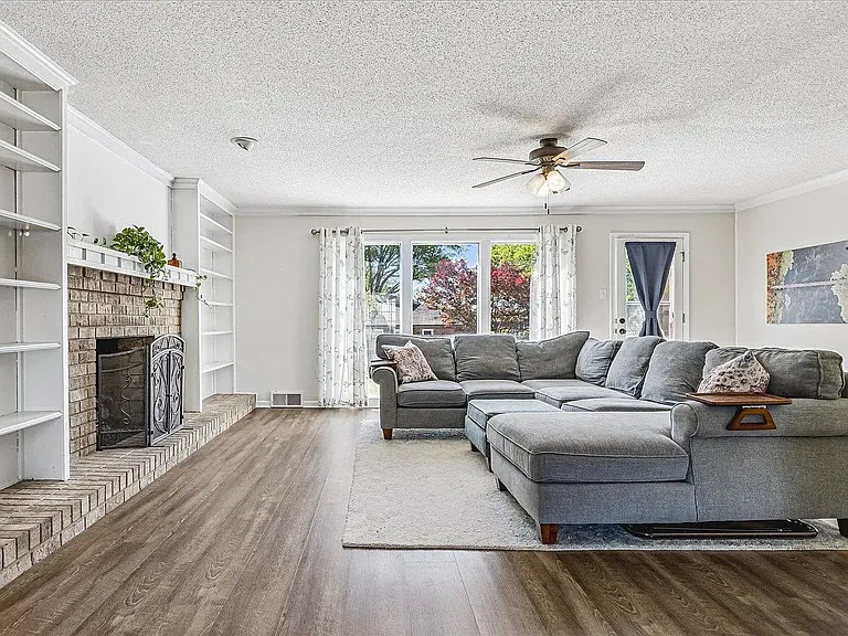 8021 Brooxie Cv — Photo 3