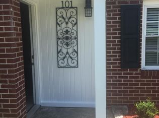 (Undisclosed Address), Hendersonville, NC 28792