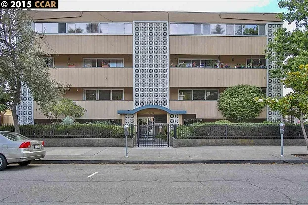 1440 Walnut St #A — Photo 15