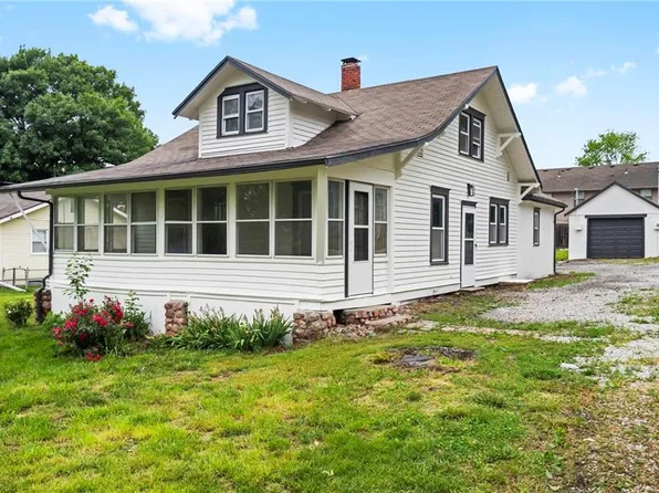 312 2nd St, Kansas City, MO 64163