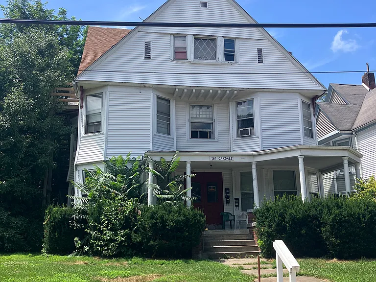 28 Oakdale Ave #1 — Photo 1