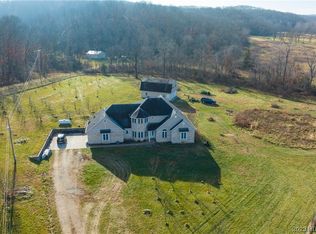 906 Rocky Knl, Roach, MO 65787