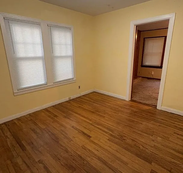1705 E Randolph Ave — Photo 12