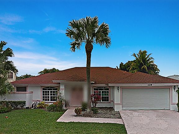 119 Elysium Dr, Royal Palm