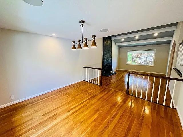 3426 Brittan Ave — Photo 3