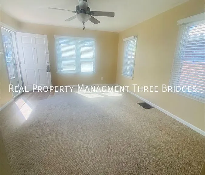 3208 Dix Ave — Photo 3
