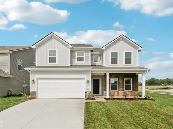 5002 Amber Wood Dr, Indianapolis, IN 46235