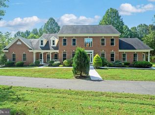 21310 Woodfield Rd, Gaithersburg, MD 20882