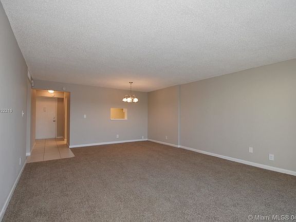 4th image of 121 SE 3rd Ave APT 404