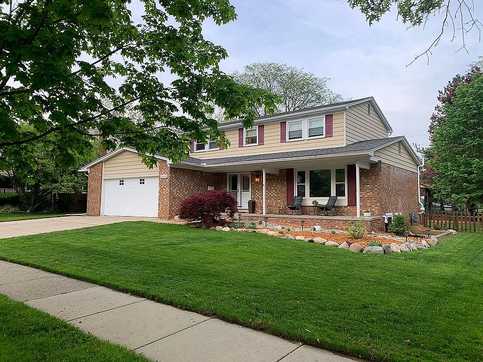 1st image of 2045 Churchill Dr