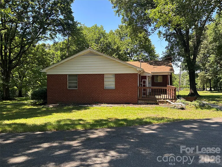 2311 Back Creek Church Rd — Photo 5