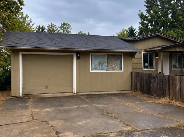 260 Charlotte St NE, Albany, OR 97322