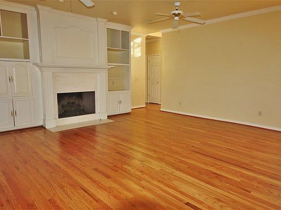 4th image of 2807 W Seminole Ct
