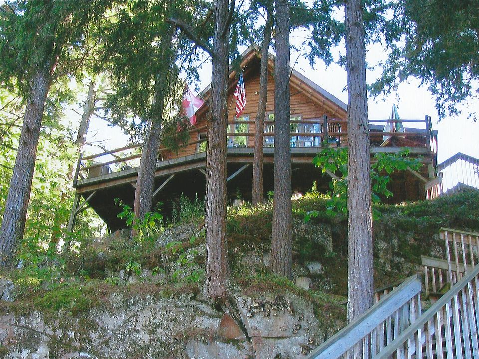 1st image of 18995 Deringer Dr
