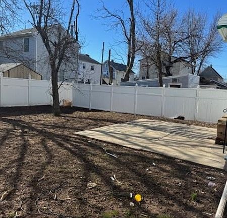 3rd image of 620 Jackson Ave