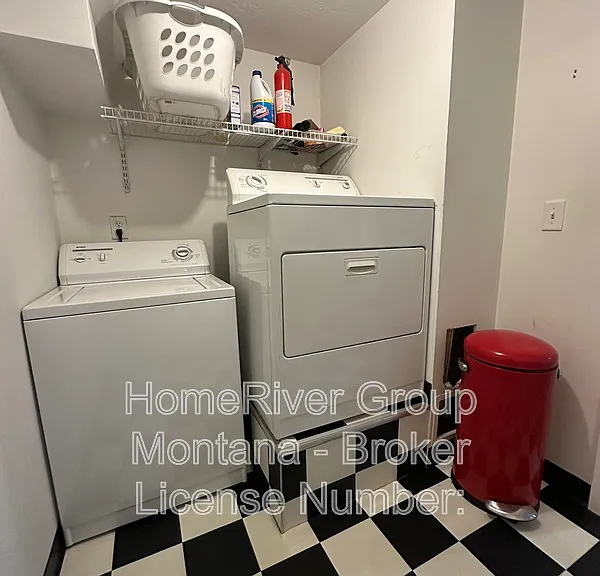 909 Longstaff St — Photo 34