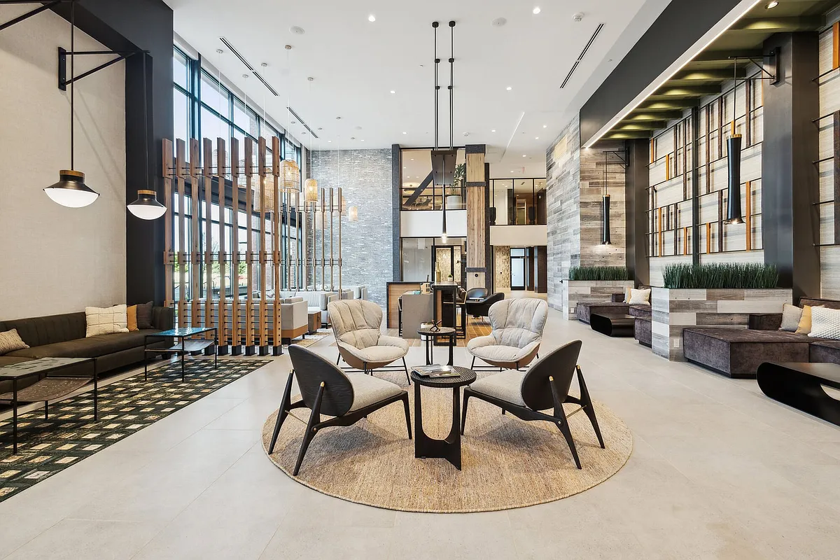 Building Photo - Maximilian at Stonefield