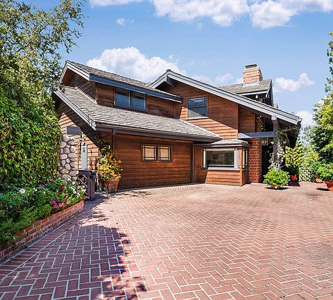 4th image of 1710 San Remo Dr