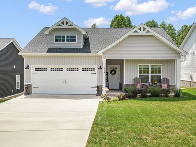 312 College St, Burns, TN, 37029