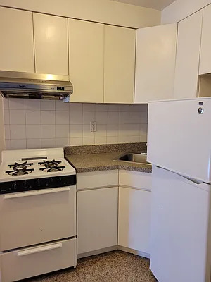 Rented by Oxford Property Group | media 4