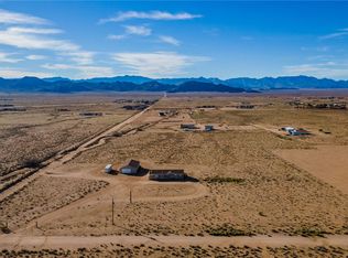 10521 N Garrett Dr, Kingman, AZ 86401